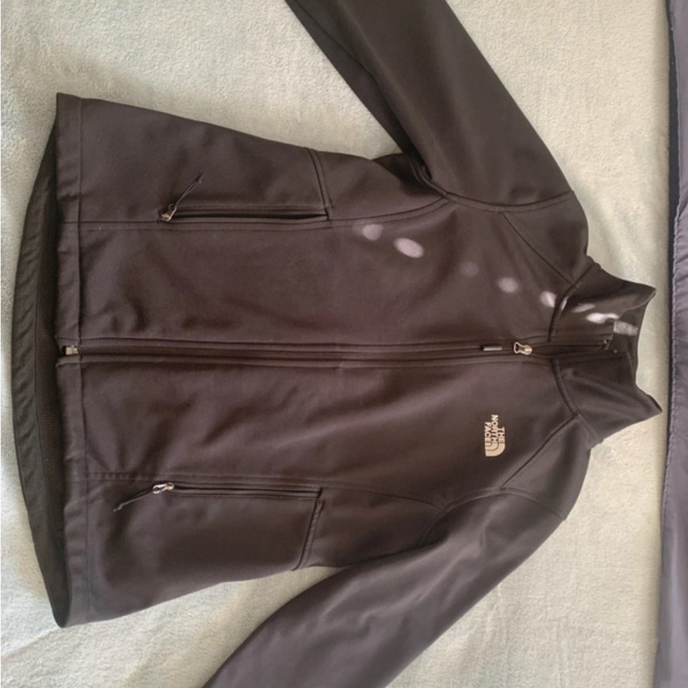 The North Face Black Softshell Jacket preloved
